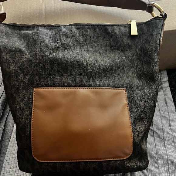 Michael kors shoulder bag - Picture 2 of 4